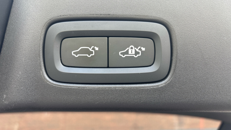 Volvo V90 2.0 B5P Ultimate Dark 5dr Auto Petrol Estate